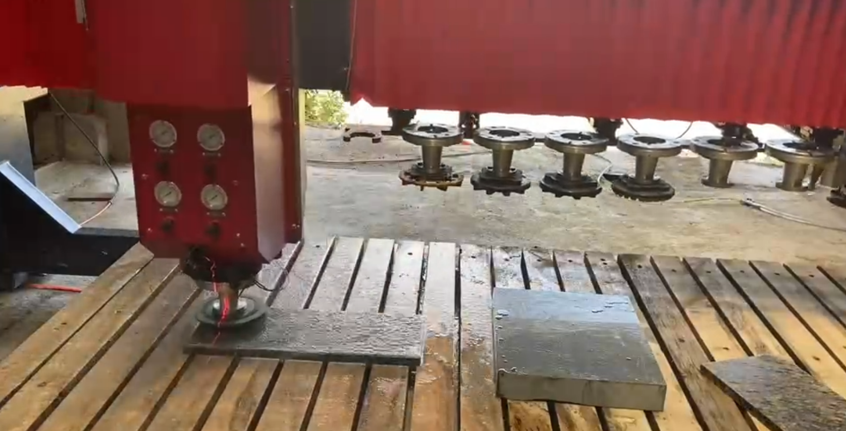 машина для полировки мостов