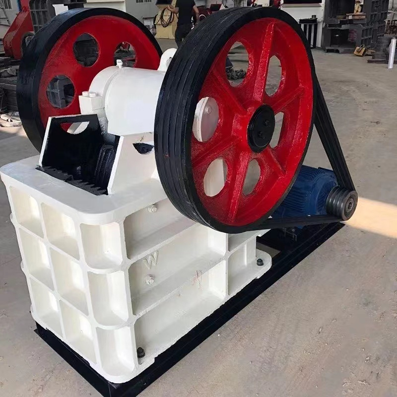 машина для штамповки камня